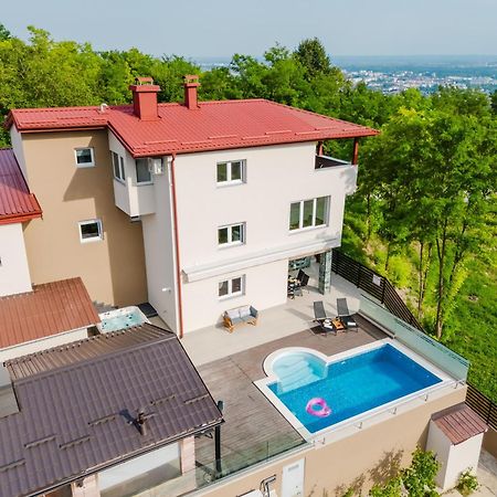 Carobni Pogled Zagreb Villa Luaran gambar