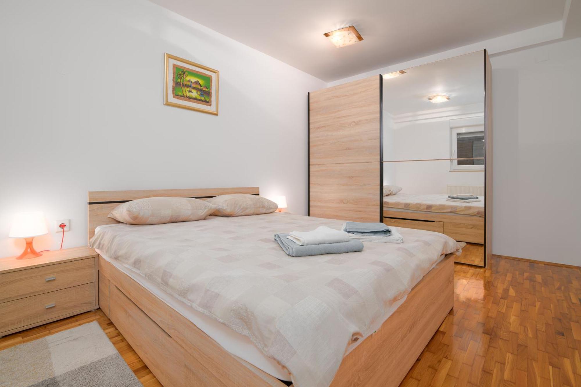 Carobni Pogled Zagreb Villa Luaran gambar
