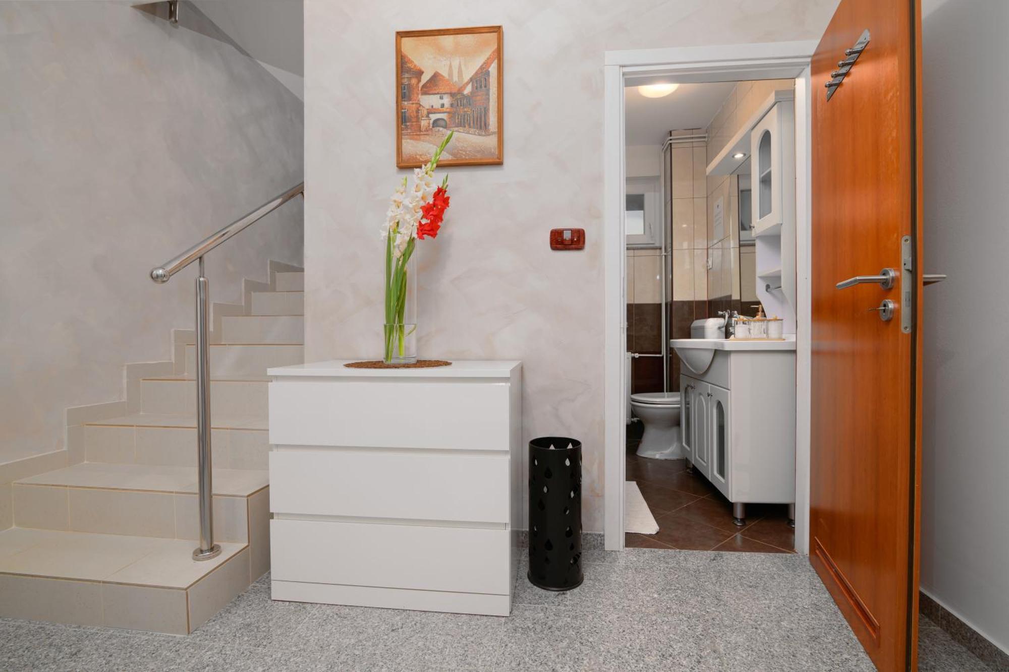 Carobni Pogled Zagreb Villa Luaran gambar